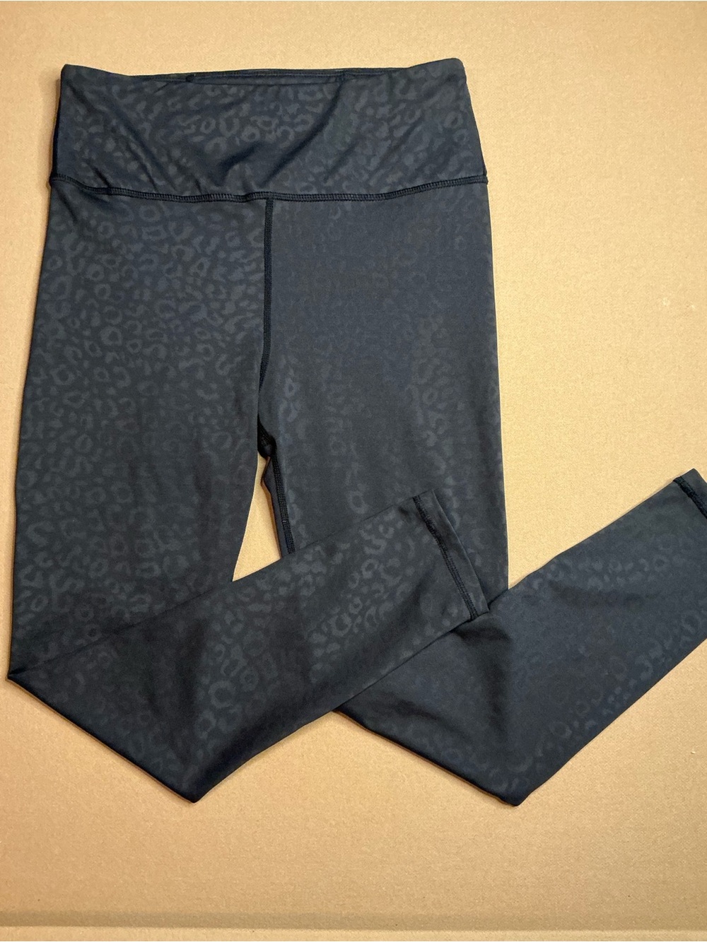 All Fenix liquid leopard black leggings M